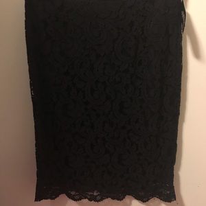 Forever 21 black lace skirt